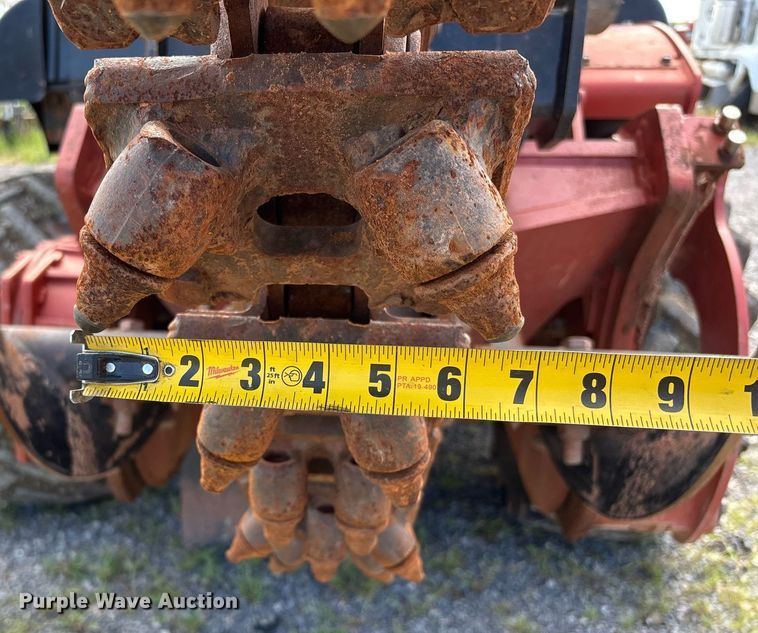 image for item DW7146 2015 Ditch Witch RT100 trencher