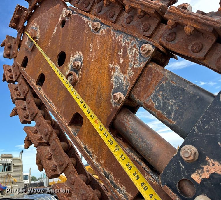 image for item DW7146 2015 Ditch Witch RT100 trencher