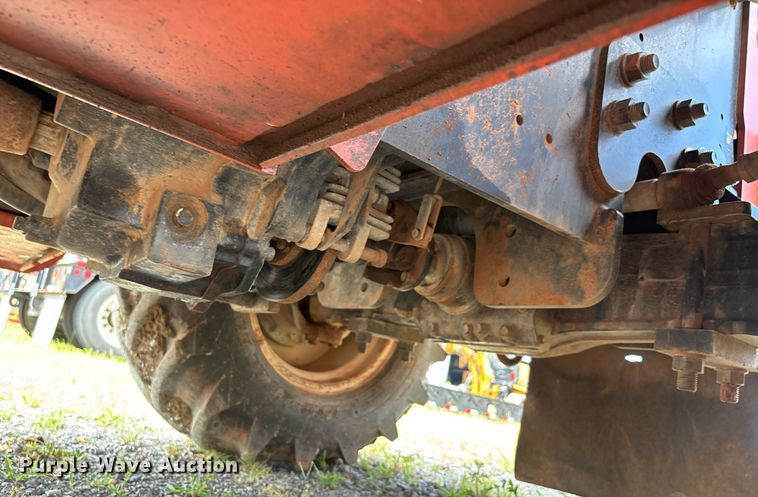 image for item DW7146 2015 Ditch Witch RT100 trencher