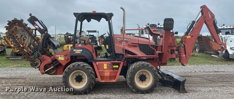 image for item DW7147 2015 Ditch Witch RT100 trencher