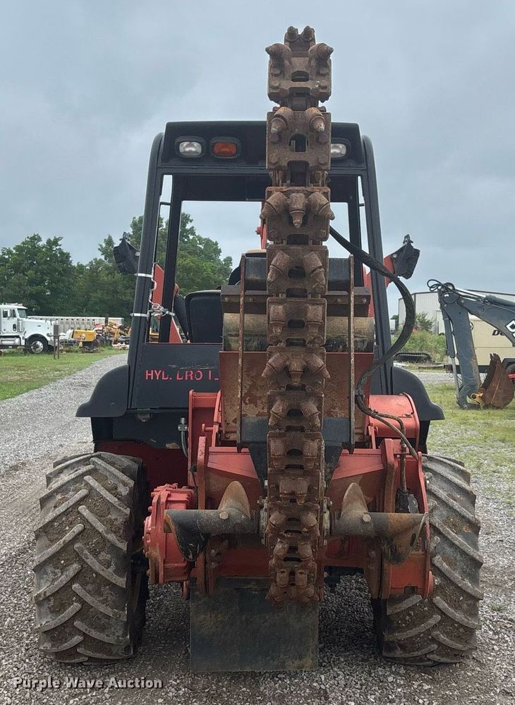 image for item DW7147 2015 Ditch Witch RT100 trencher