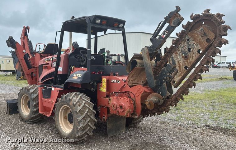 image for item DW7147 2015 Ditch Witch RT100 trencher