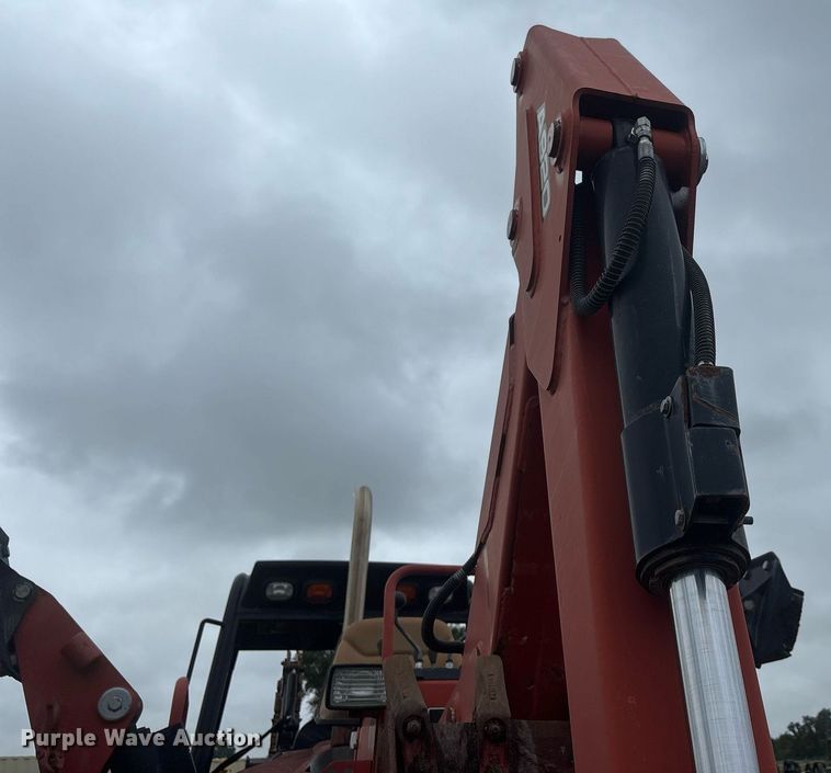 image for item DW7147 2015 Ditch Witch RT100 trencher