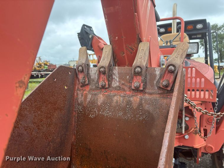 image for item DW7147 2015 Ditch Witch RT100 trencher