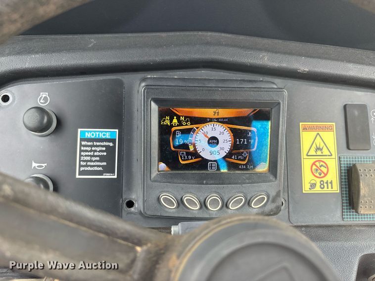 image for item DW7147 2015 Ditch Witch RT100 trencher