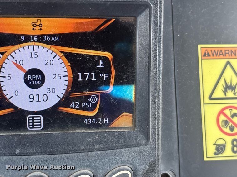 image for item DW7147 2015 Ditch Witch RT100 trencher