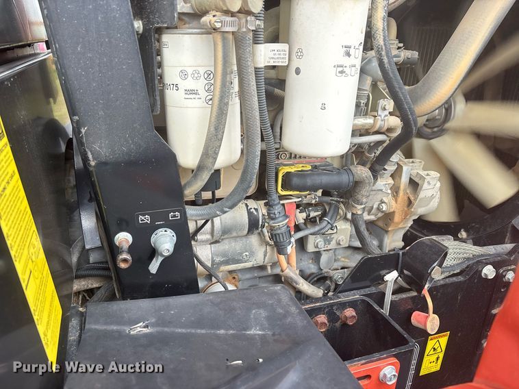 image for item DW7147 2015 Ditch Witch RT100 trencher