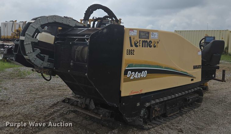 image for item DW7148 2015 Vermeer D24X40 Series II Navigator directional boring unit