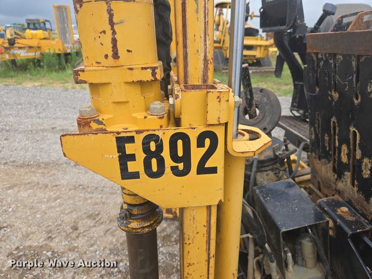 image for item DW7148 2015 Vermeer D24X40 Series II Navigator directional boring unit