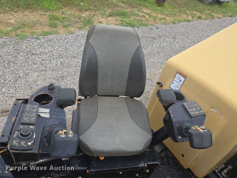 image for item DW7148 2015 Vermeer D24X40 Series II Navigator directional boring unit