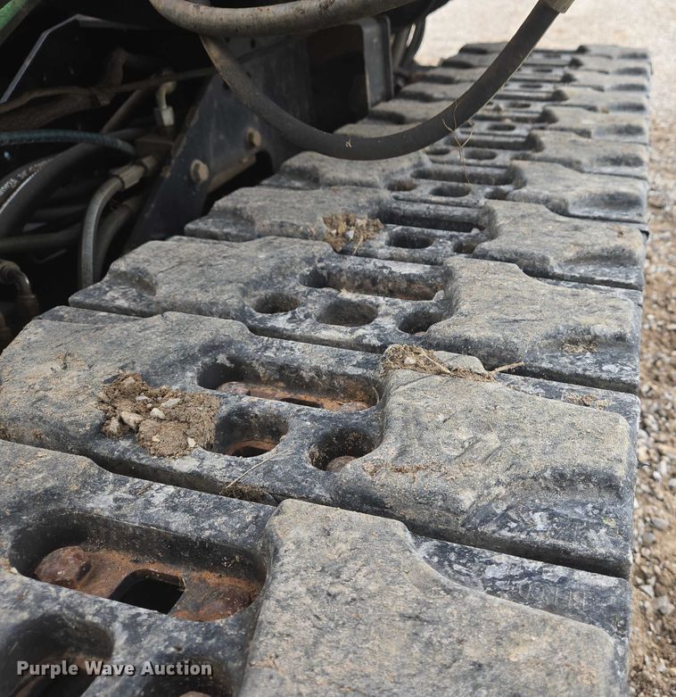 image for item DW7148 2015 Vermeer D24X40 Series II Navigator directional boring unit