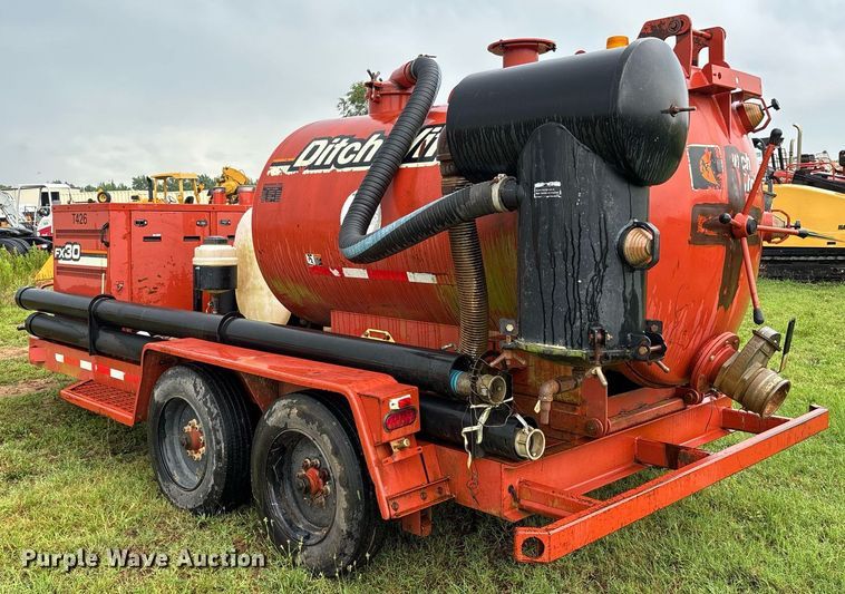image for item DW7150 2007 Ditch Witch FX 30 vacuum excavator