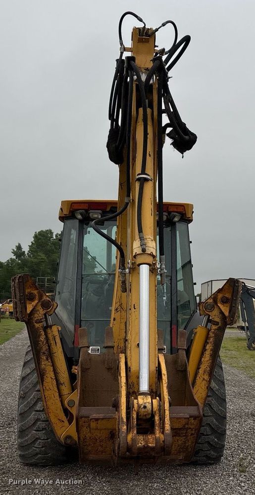 image for item DW7151 2005 John Deere 710G backhoe