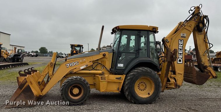 image for item DW7151 2005 John Deere 710G backhoe