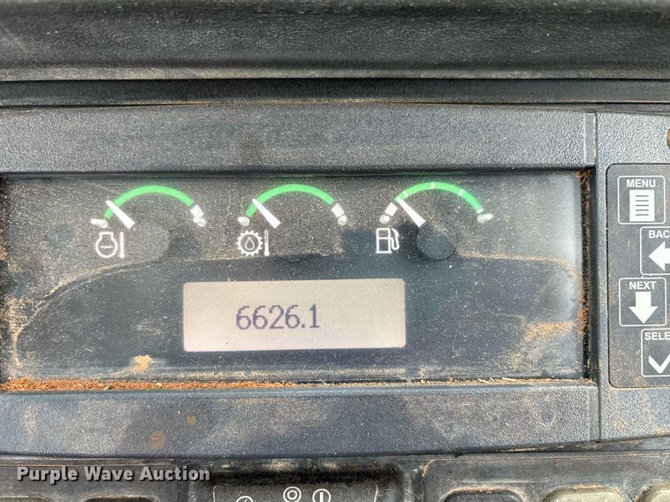 image for item DW7151 2005 John Deere 710G backhoe