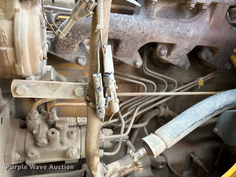 image for item DW7151 2005 John Deere 710G backhoe