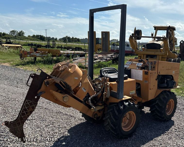 image for item DW7154 2001 Case Maxi Sneaker Series C trencher