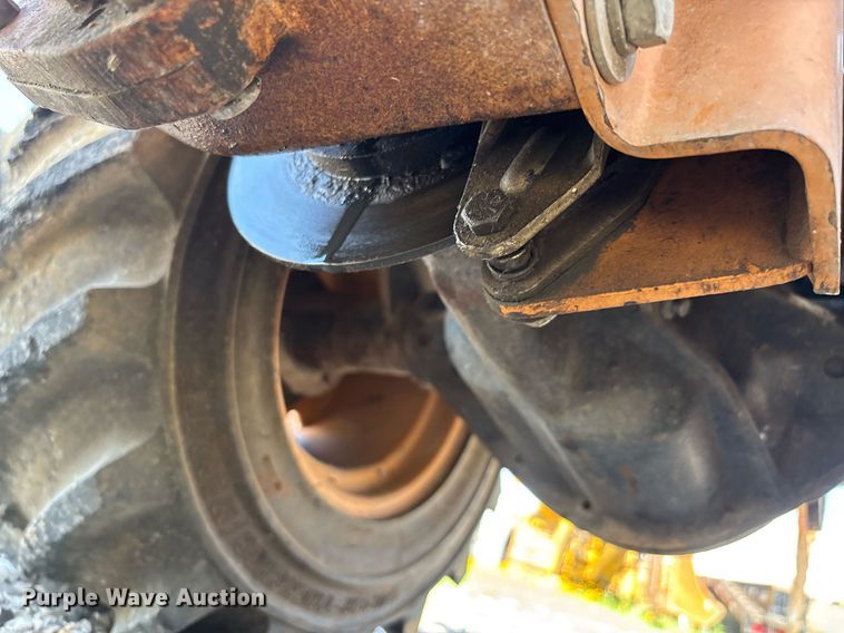 image for item DW7154 2001 Case Maxi Sneaker Series C trencher