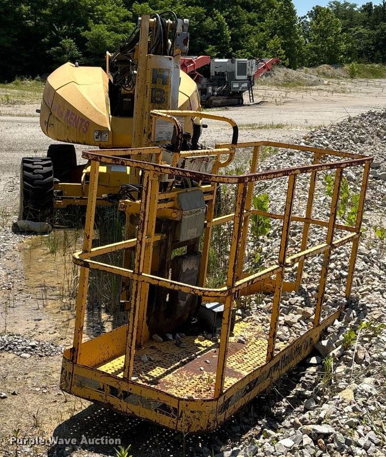 image for item DW7155 2005 Haulotte HB44J boom lift