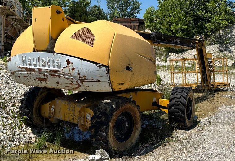 image for item DW7155 2005 Haulotte HB44J boom lift