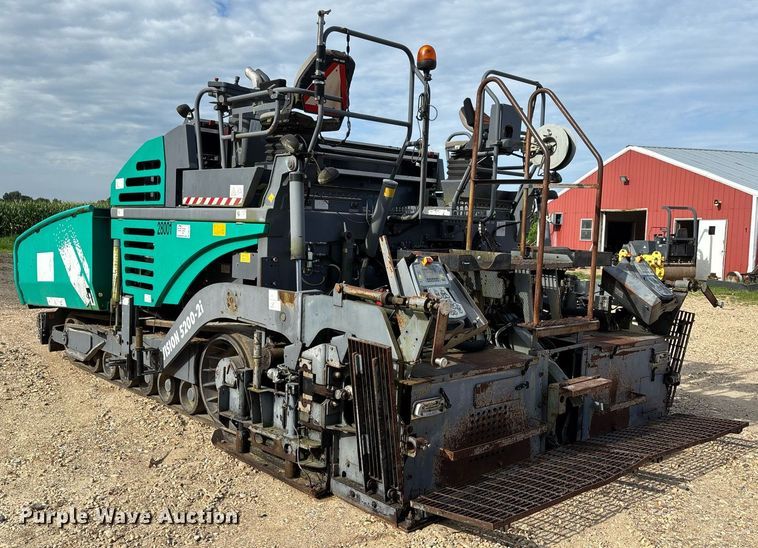 image for item DW7157 2014 Vogele Vision 5200-2i paver