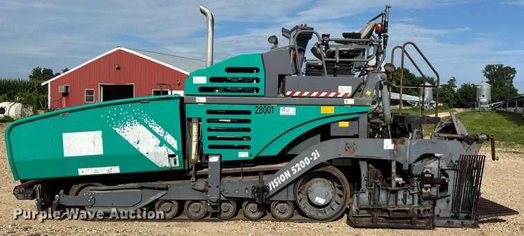 image for item DW7157 2014 Vogele Vision 5200-2i paver