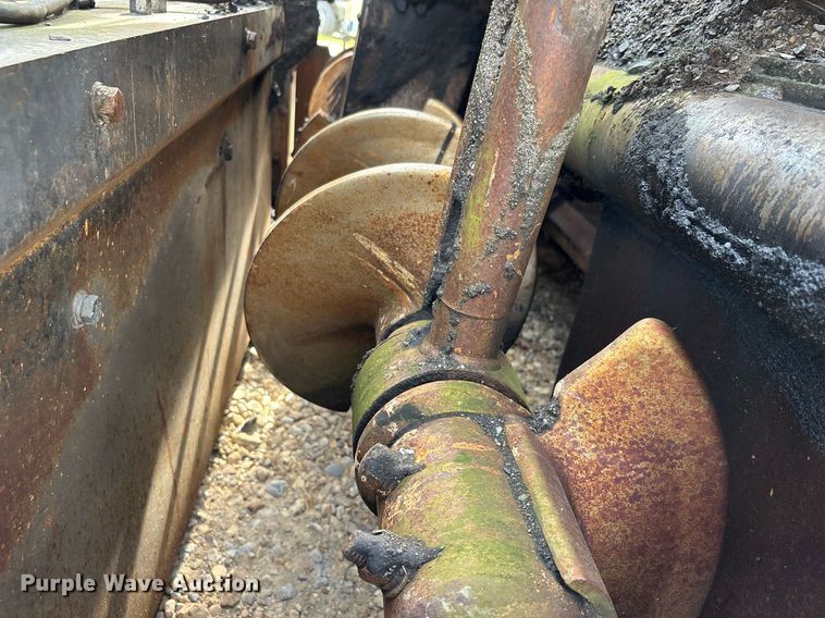 image for item DW7157 2014 Vogele Vision 5200-2i paver