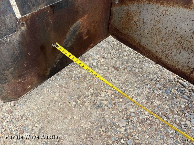 image for item DW7157 2014 Vogele Vision 5200-2i paver