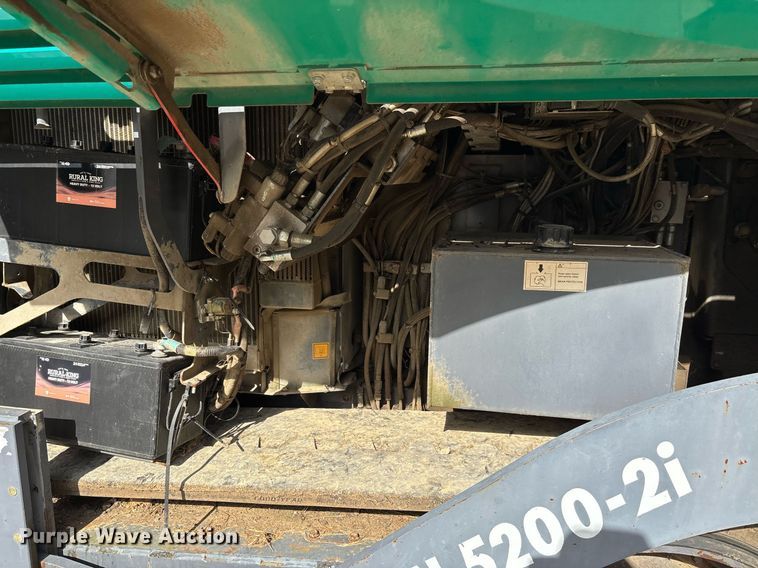 image for item DW7157 2014 Vogele Vision 5200-2i paver