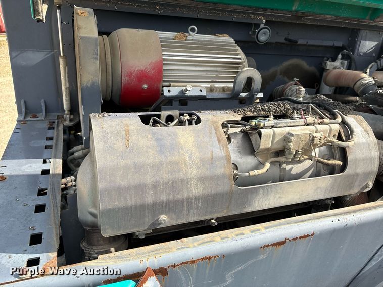 image for item DW7157 2014 Vogele Vision 5200-2i paver