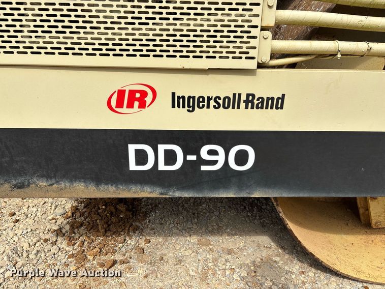image for item DW7158 1996 Ingersoll Rand DD 90 double drum vibratory roller
