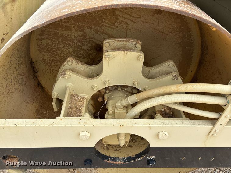 image for item DW7158 1996 Ingersoll Rand DD 90 double drum vibratory roller