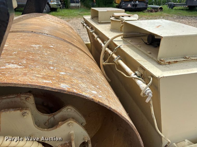 image for item DW7158 1996 Ingersoll Rand DD 90 double drum vibratory roller