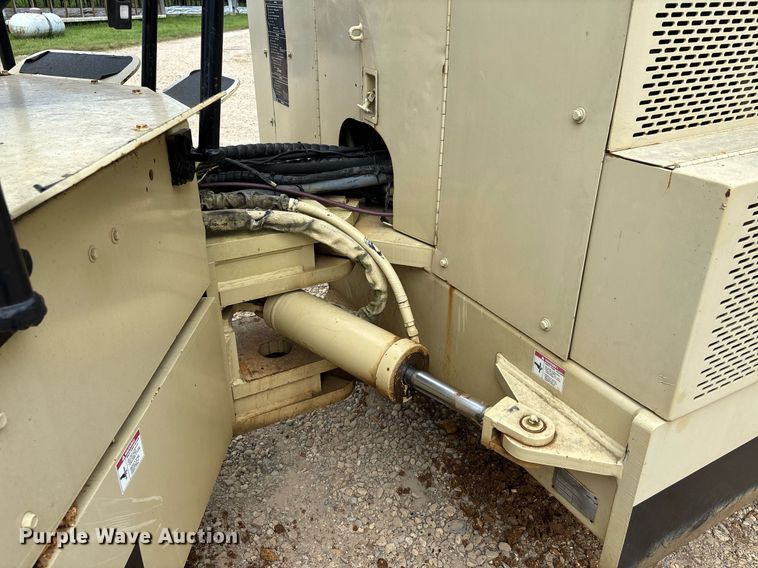 image for item DW7158 1996 Ingersoll Rand DD 90 double drum vibratory roller