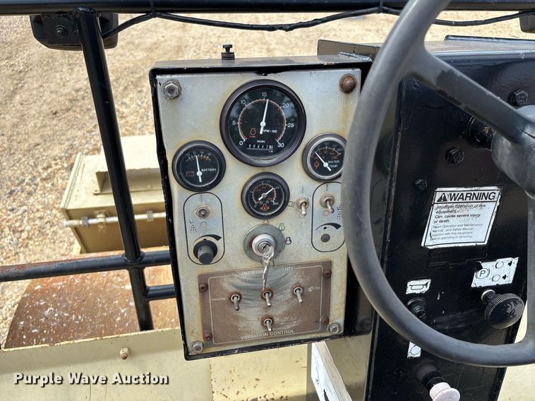 image for item DW7158 1996 Ingersoll Rand DD 90 double drum vibratory roller