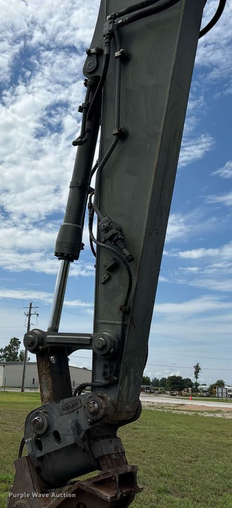 image for item DW7163 2013 Volvo EC140D L excavator