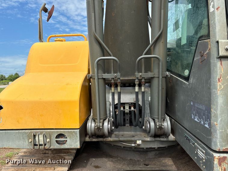 image for item DW7163 2013 Volvo EC140D L excavator