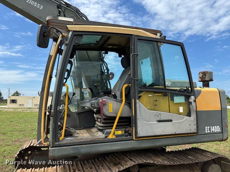 image for item DW7163 2013 Volvo EC140D L excavator