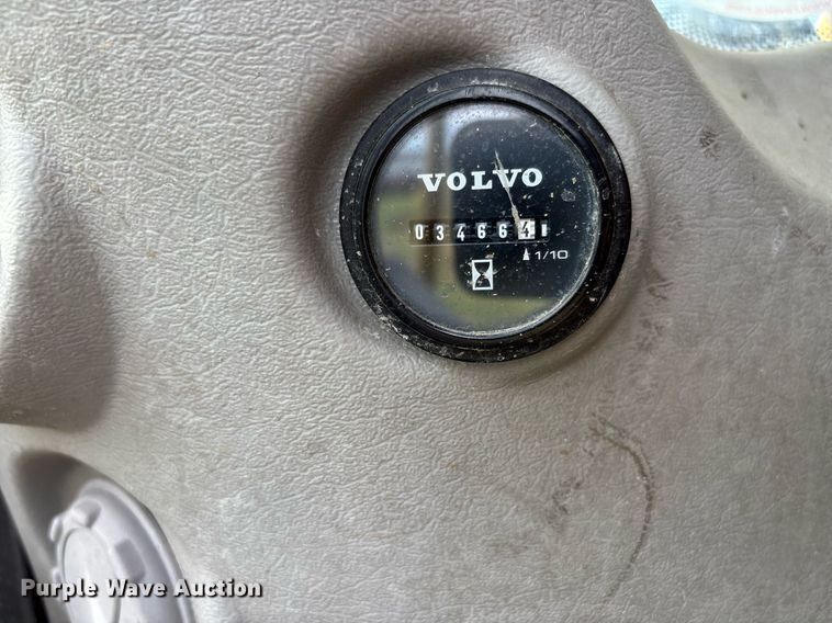 image for item DW7163 2013 Volvo EC140D L excavator