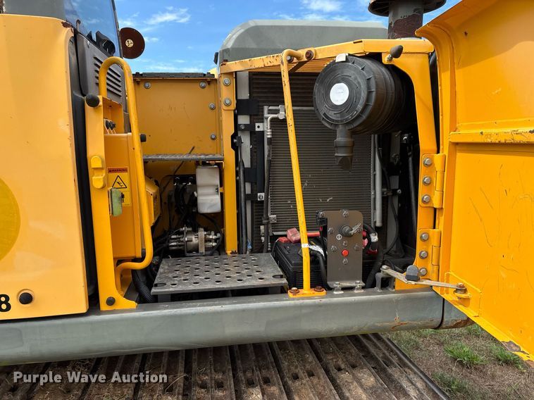 image for item DW7163 2013 Volvo EC140D L excavator