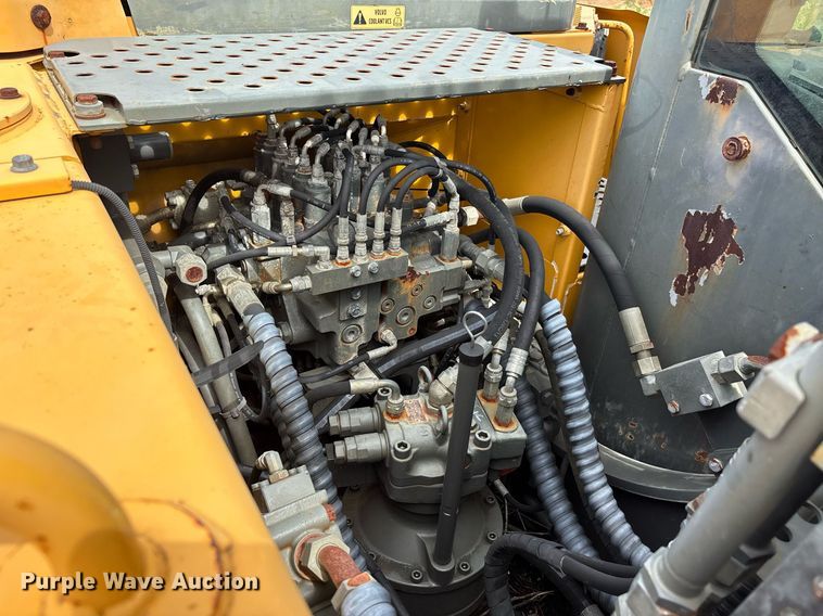 image for item DW7163 2013 Volvo EC140D L excavator