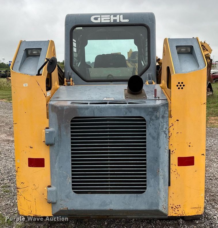 image for item DW7164 2005 Gehl CTL 80 tracked skid steer loader