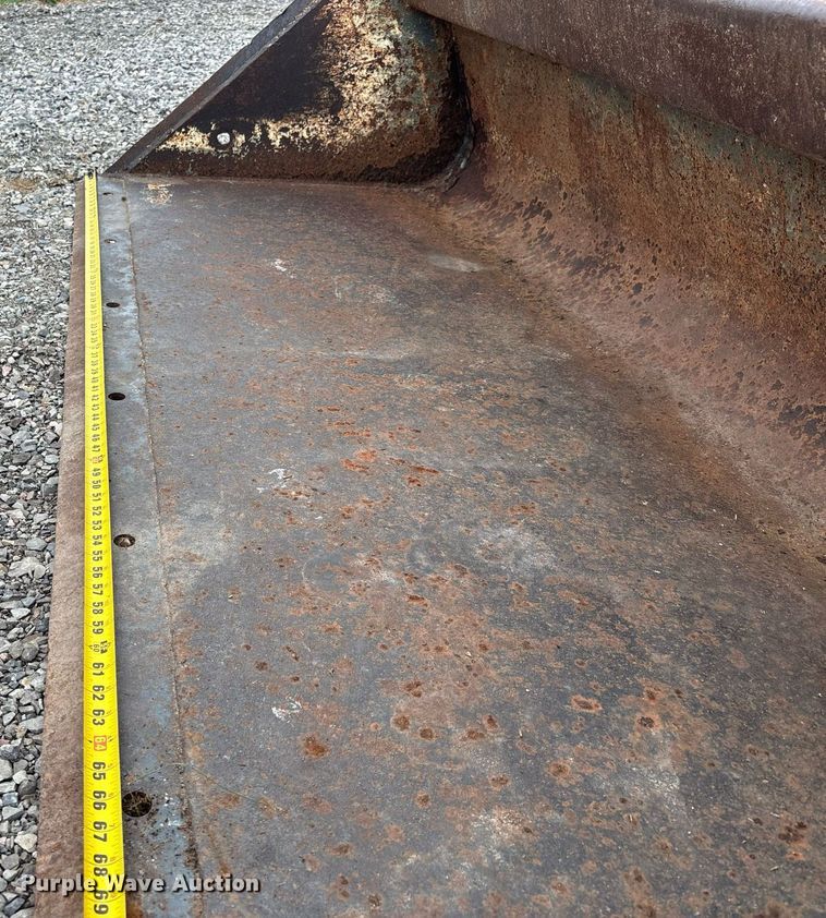 image for item DW7164 2005 Gehl CTL 80 tracked skid steer loader