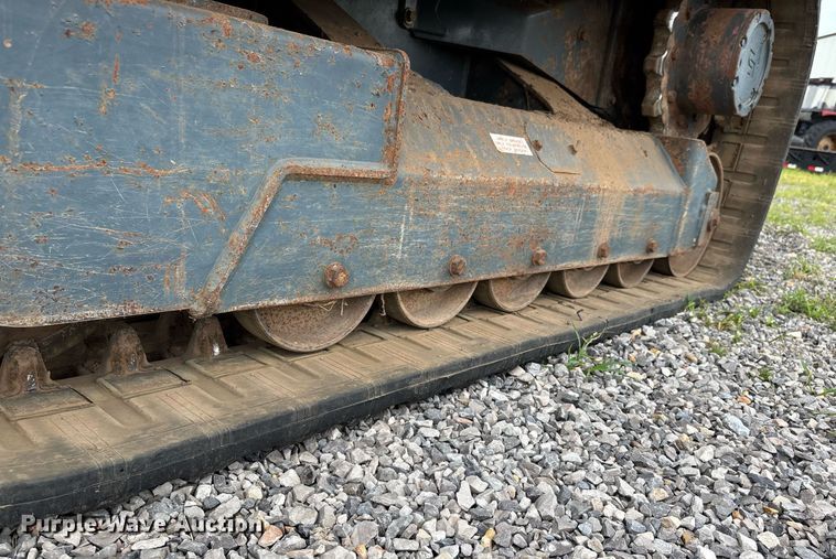 image for item DW7164 2005 Gehl CTL 80 tracked skid steer loader