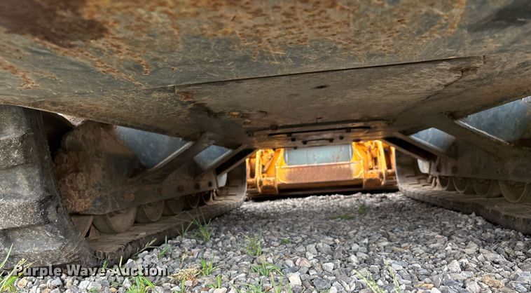 image for item DW7164 2005 Gehl CTL 80 tracked skid steer loader