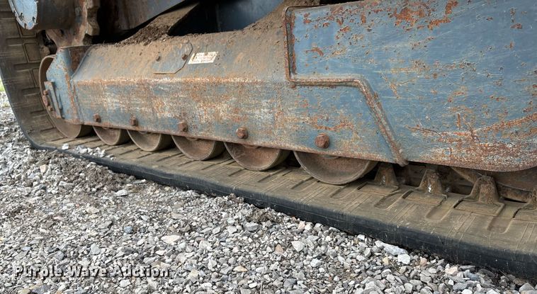 image for item DW7164 2005 Gehl CTL 80 tracked skid steer loader