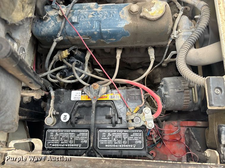 image for item DW7166 Nissan 30 forklift