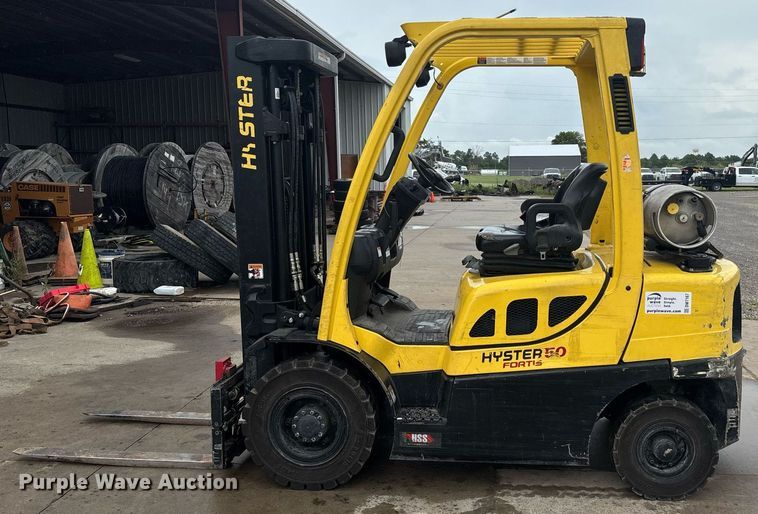 image for item DW7167 2020 Hyster H50FT forklift
