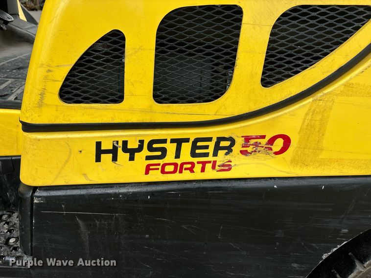 image for item DW7167 2020 Hyster H50FT forklift