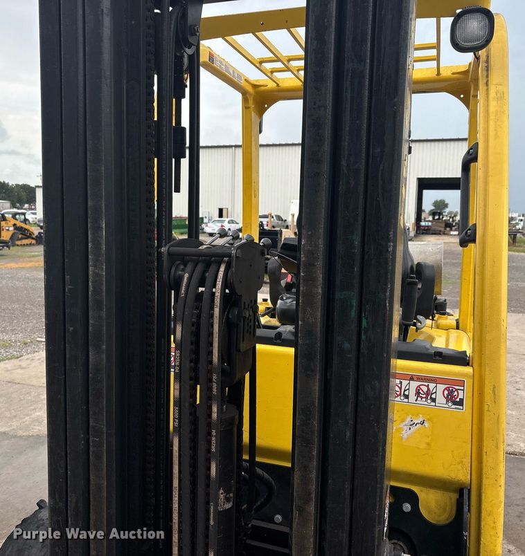image for item DW7167 2020 Hyster H50FT forklift